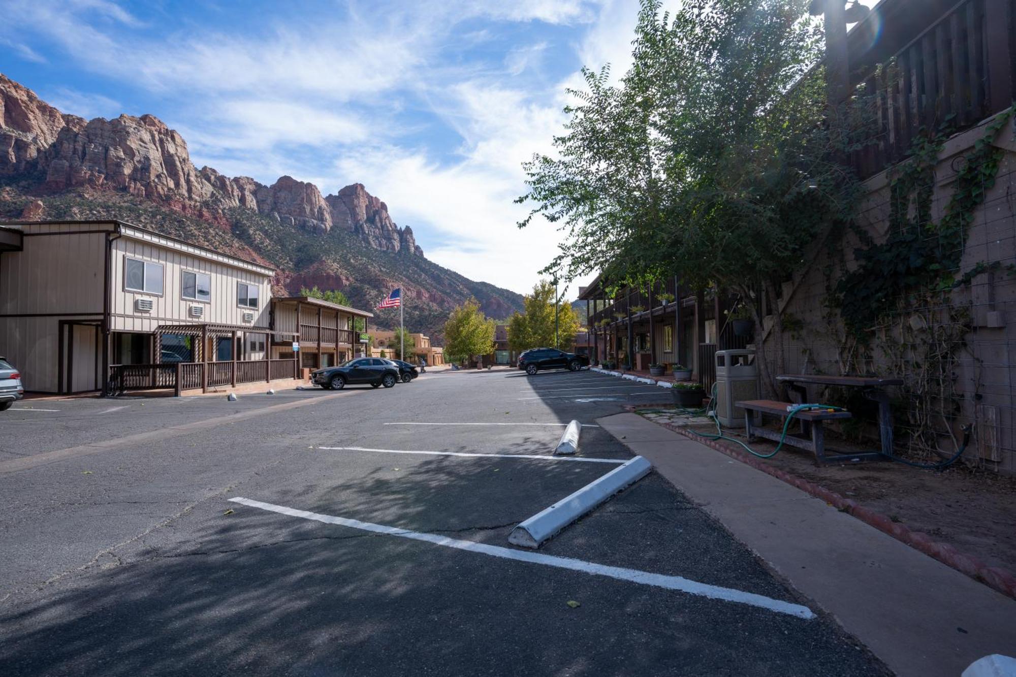 Pioneer Lodge Zion National Park-Springdale Eksteriør billede