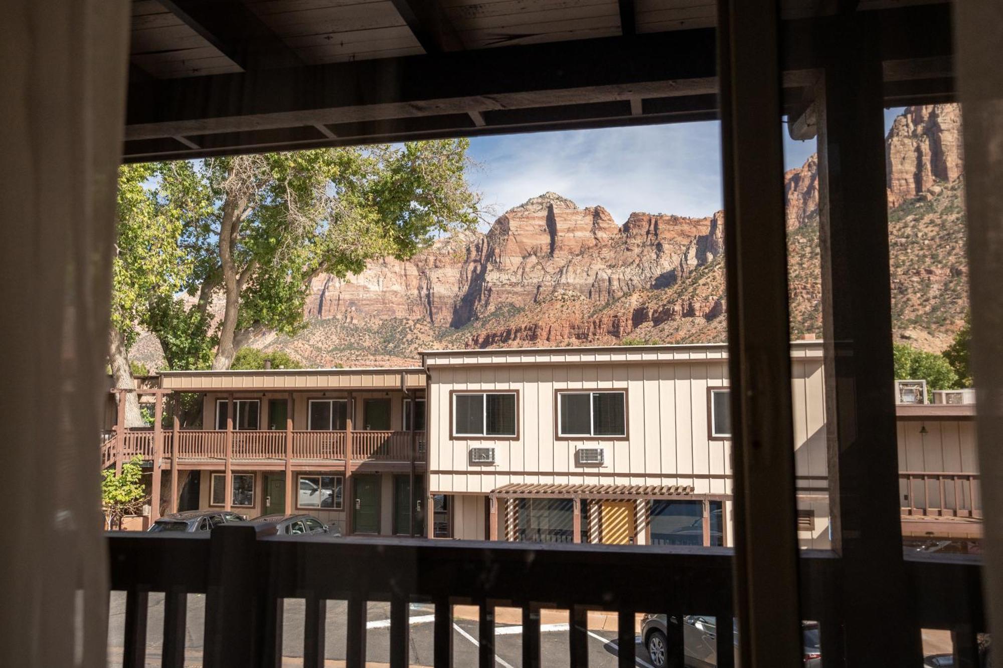 Pioneer Lodge Zion National Park-Springdale Eksteriør billede